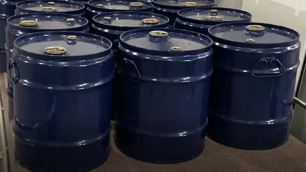 Llenado de productos químicos peligrosos y corrosivos