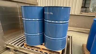 Línea automática de envasado para tambores sobre palet e IBCs