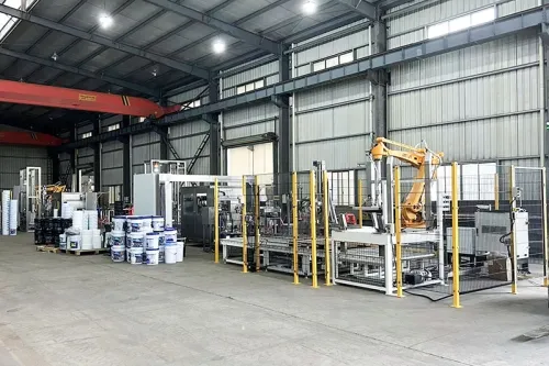 Línea automática de envasado para baldes