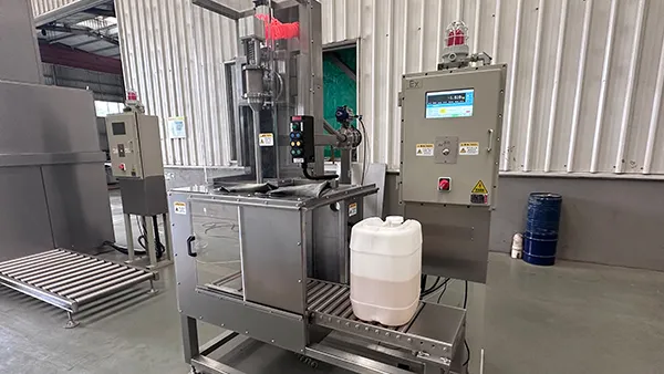 Llenadora semiautomática para baldes y bidones